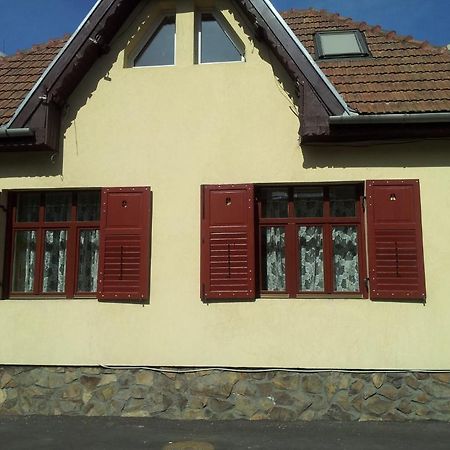 Apartament Roza Braşov Esterno foto