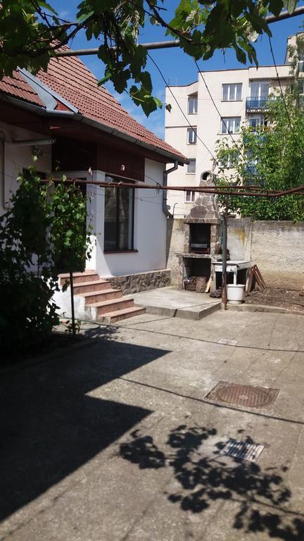 Apartament Roza Braşov Esterno foto