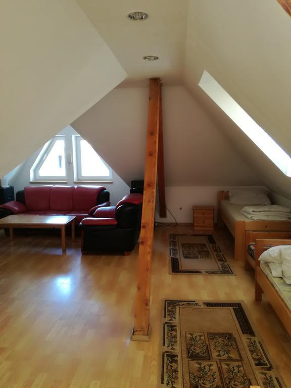 Apartament Roza Braşov Esterno foto
